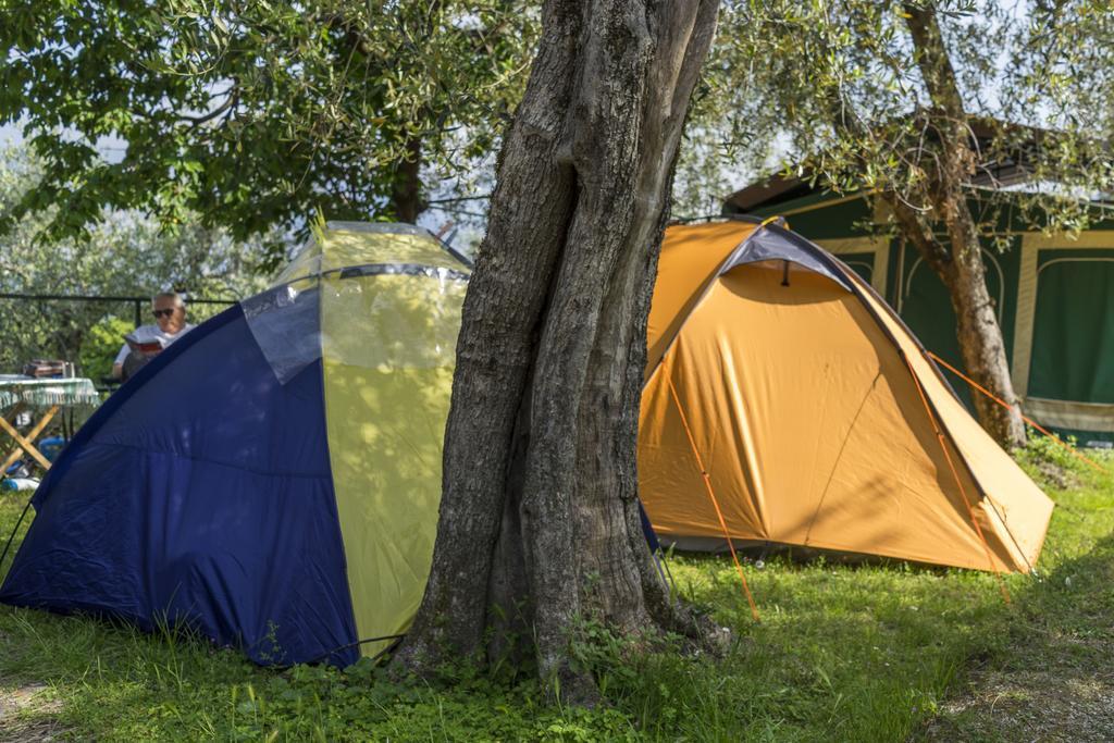 Monja Camping Village Бренцоне сул Гарда Екстериор снимка